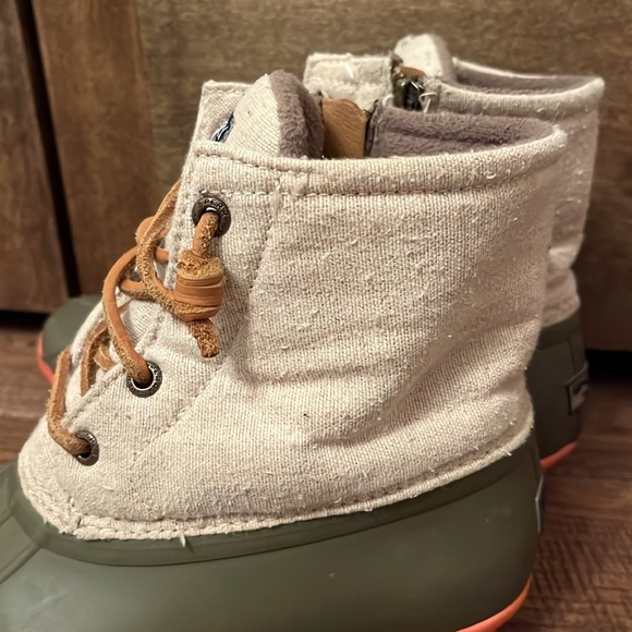 Sperry Duck Boots Size 8 - Picture 5 of 9